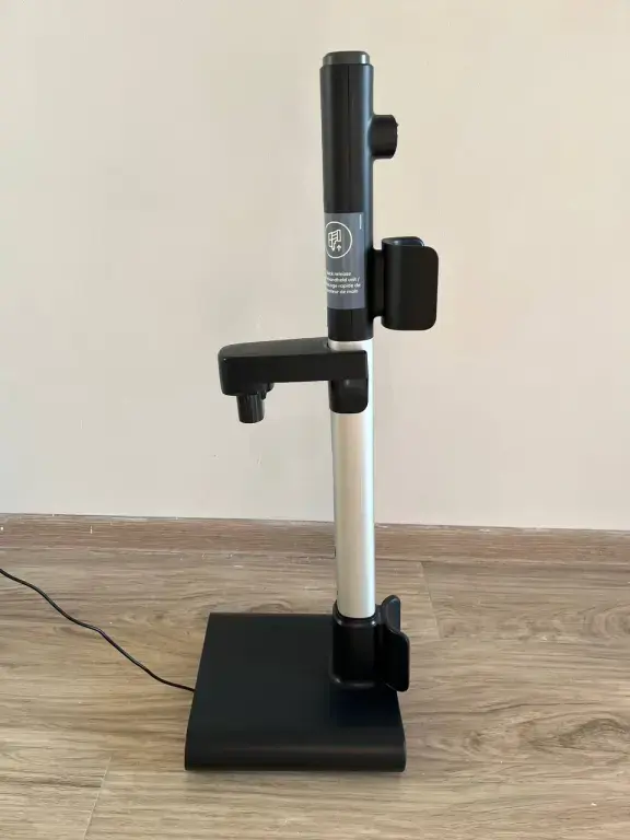 Беспроводной пылесос ELECTROLUX EP81HB25SH, отличное состояние, полностью рабочий